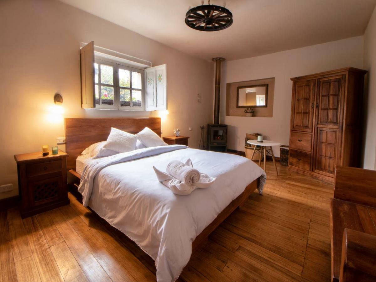 Hosteria Papagayo Cotopaxi Machachi Екстериор снимка